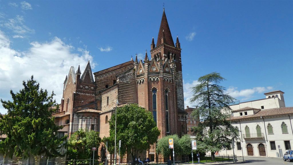 VERONA - de kerk van San Fermo Maggiore