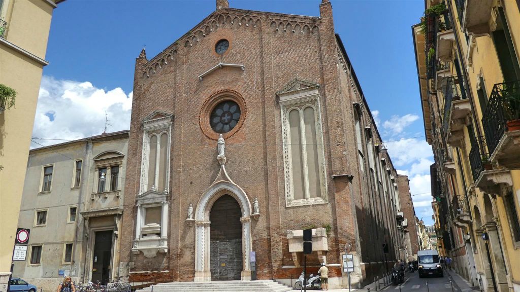 VERONA - de kerk van Santa Eufemia