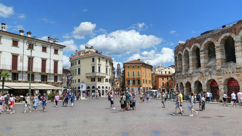 VERONA - het plein Piazza Bra