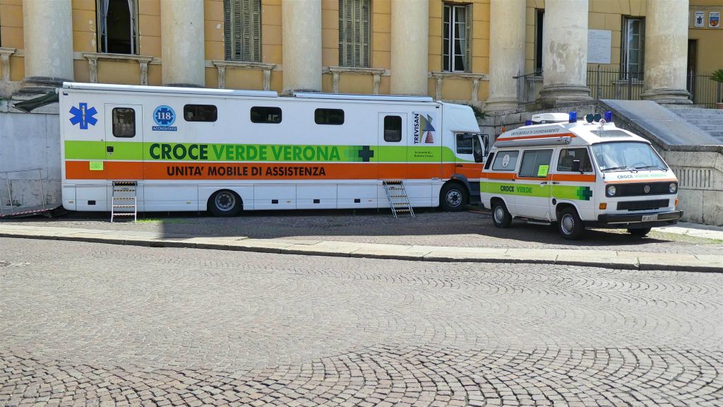 VERONA - een mobiele EHBO post