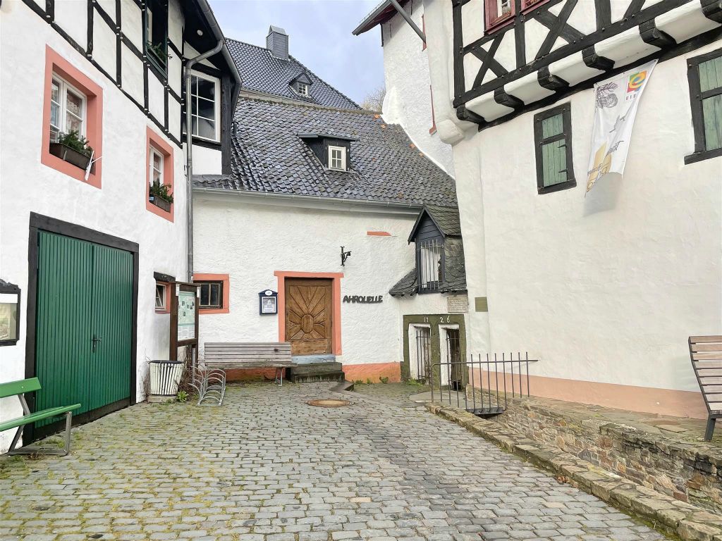 BLANKENHEIM - de bron van de rivier de Ahr