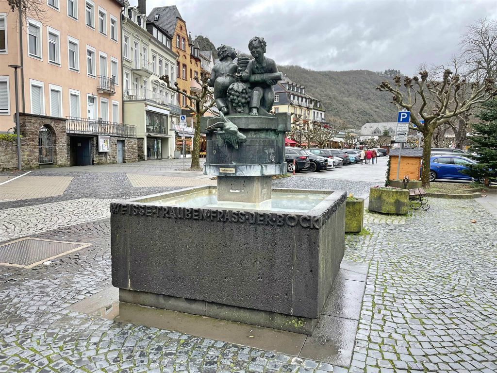 COCHEM - de schraag fontein
