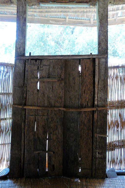 BAHIR DAR - een binnendeur bij de Ura Kidane Mihret kerk op het Zeghe Peninsula eiland