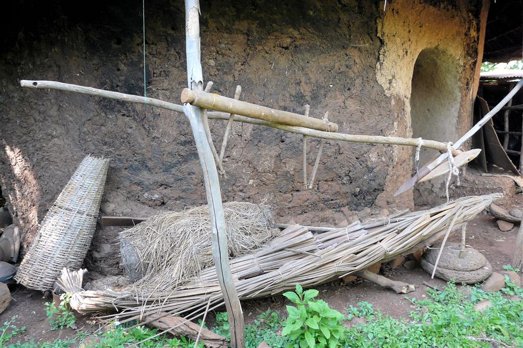 BAHIR DAR - een oude ploeg bij het Zeghie Sateleka museum op het Zeghe Peninsula eiland