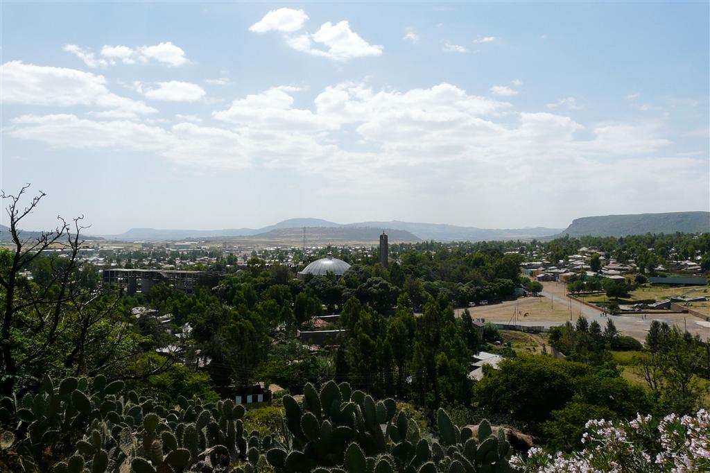 AKSUM - het uitzicht over Aksum