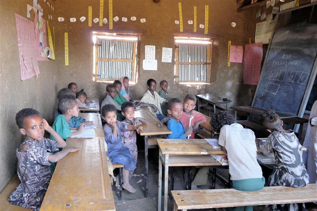LALIBELA - een klaslokaal in de Zaziya El school