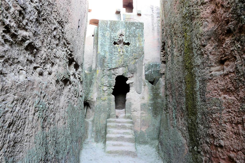 LALIBELA - de tombe van Adam
