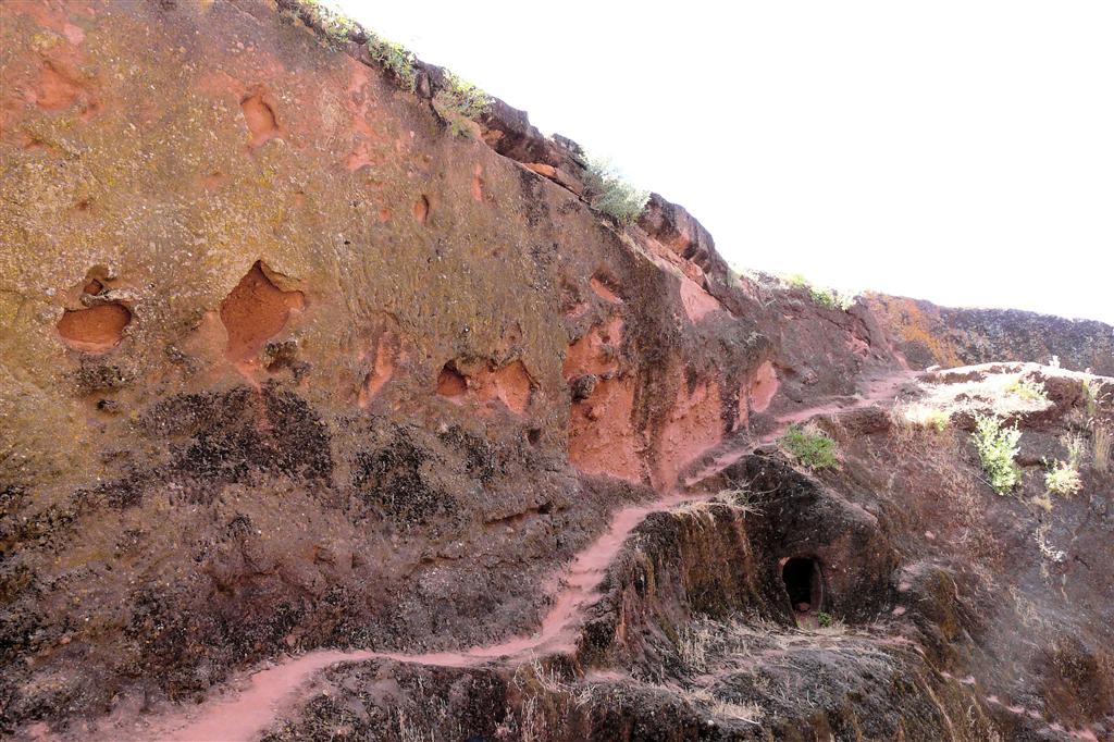 LALIBELA - het uitzicht onderweg naar de Bete Adda Libanos rotskerk