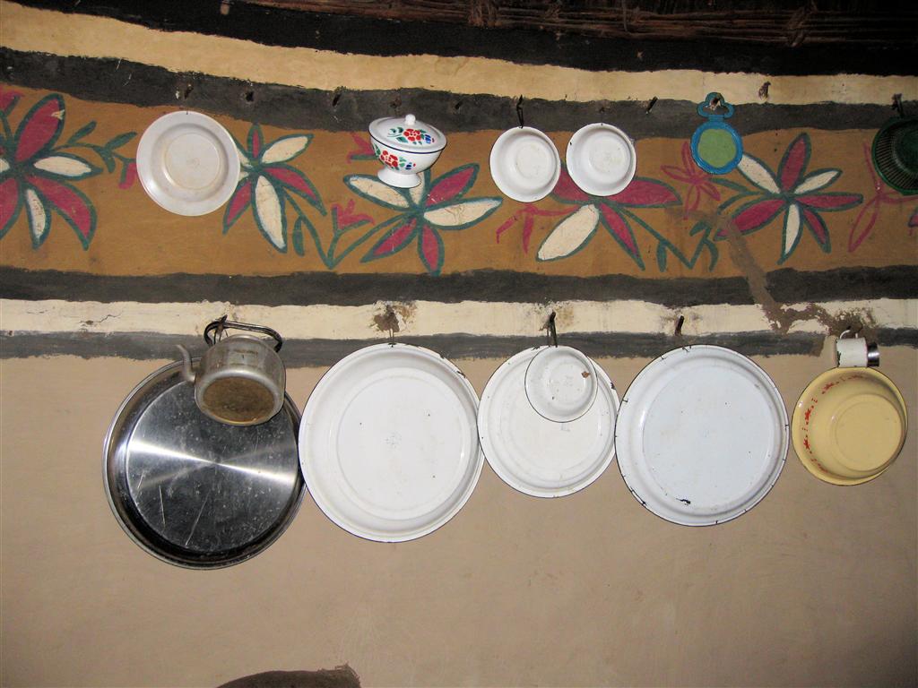 ADDIS ABEBA -> ARBA MINCH - binnen in de traditionele hut