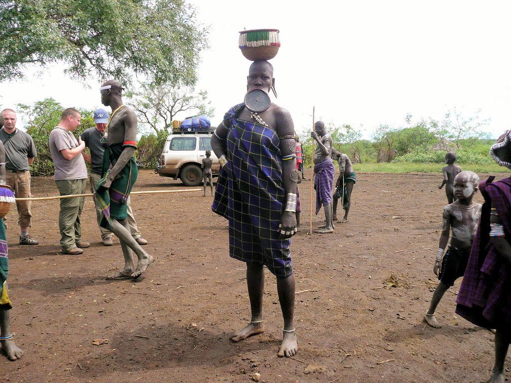 JINKA - een vrouw van de Mursi stam