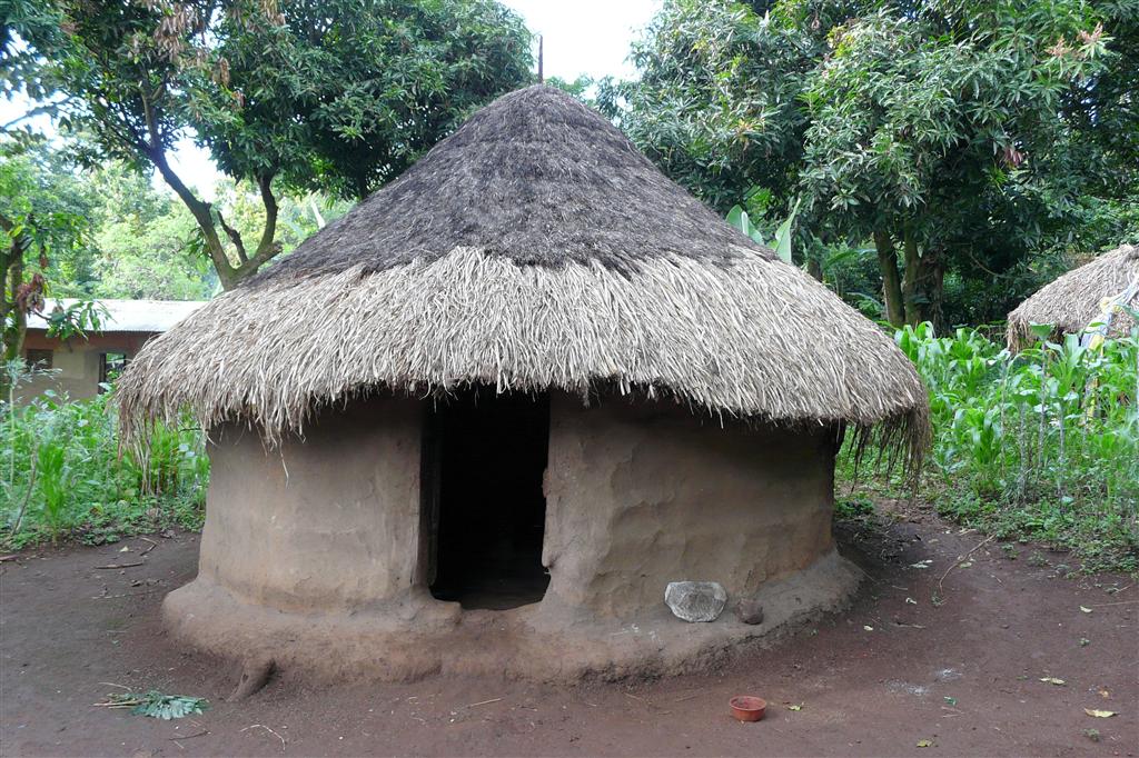 JINKA - een hut bij de Ari stam