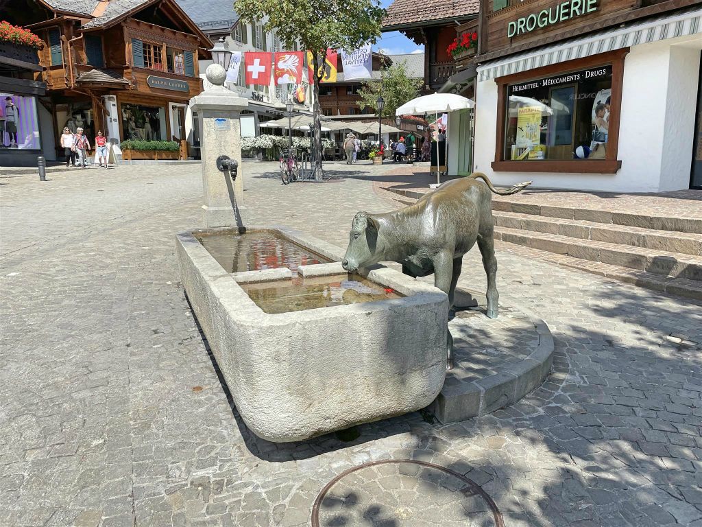 GSTAAD - een kunstwerk