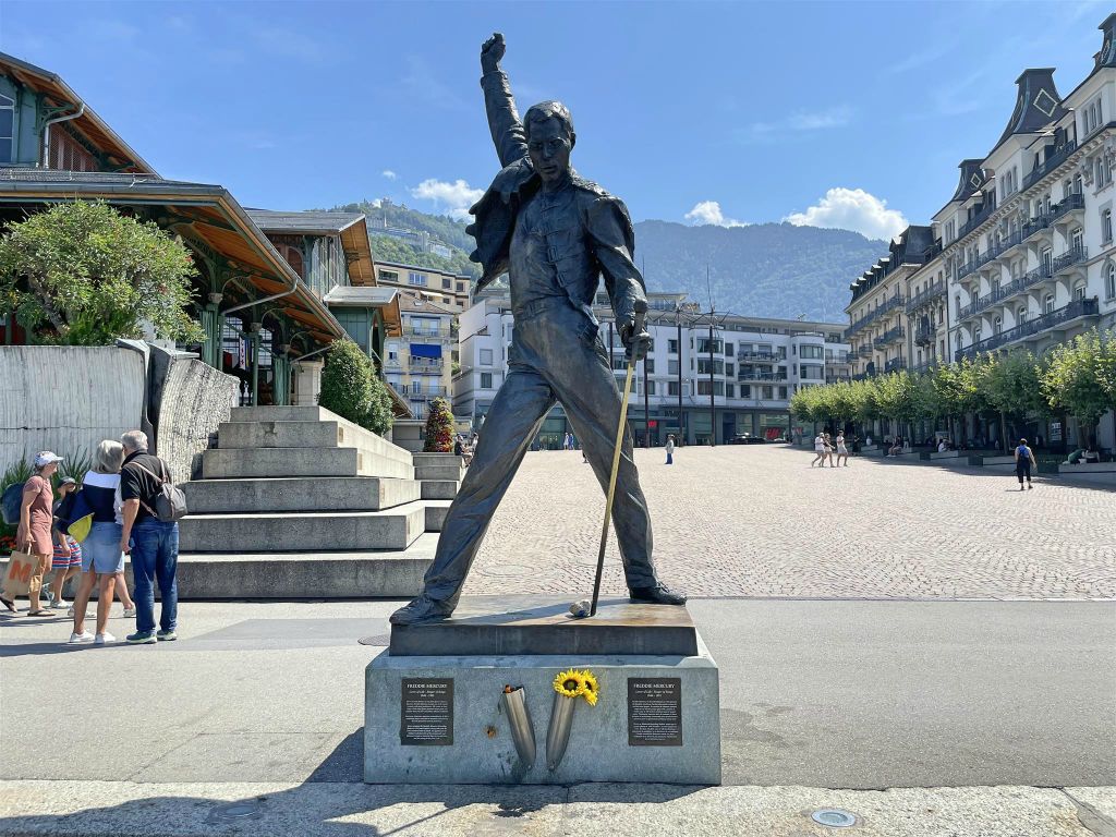 MONTREUX - een standbeeld ter ere van Freddie Mercury (1946-1991)