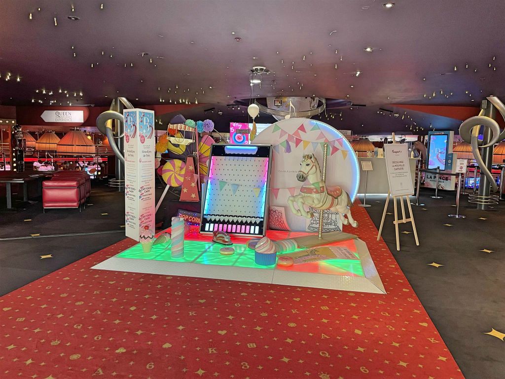 MONTREUX - binnen in het Montreux casino