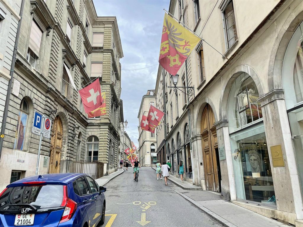 GENÈVE - een winkelstraat