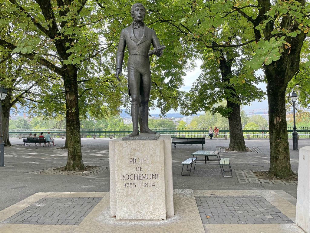GENÈVE - een standbeeld ter ere van de Zwitserse staatsman Charles Pictet de Rochemont (1755-1824)