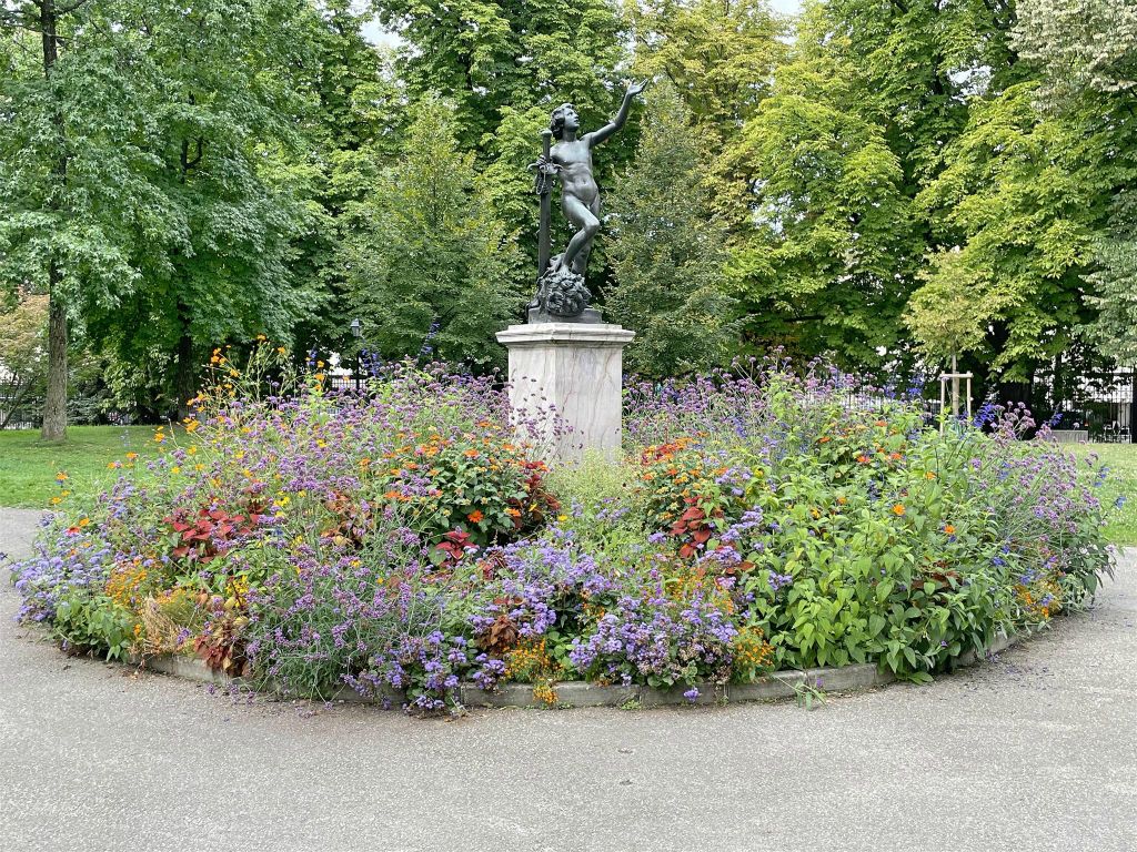 GENÈVE - het David van Michelangelo Buonarroti standbeeld in het Bastionspark