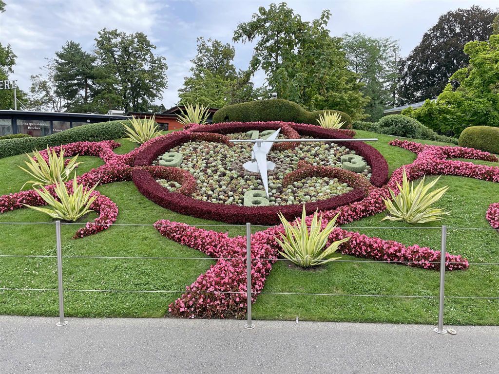 GENÈVE - de bloemenklok