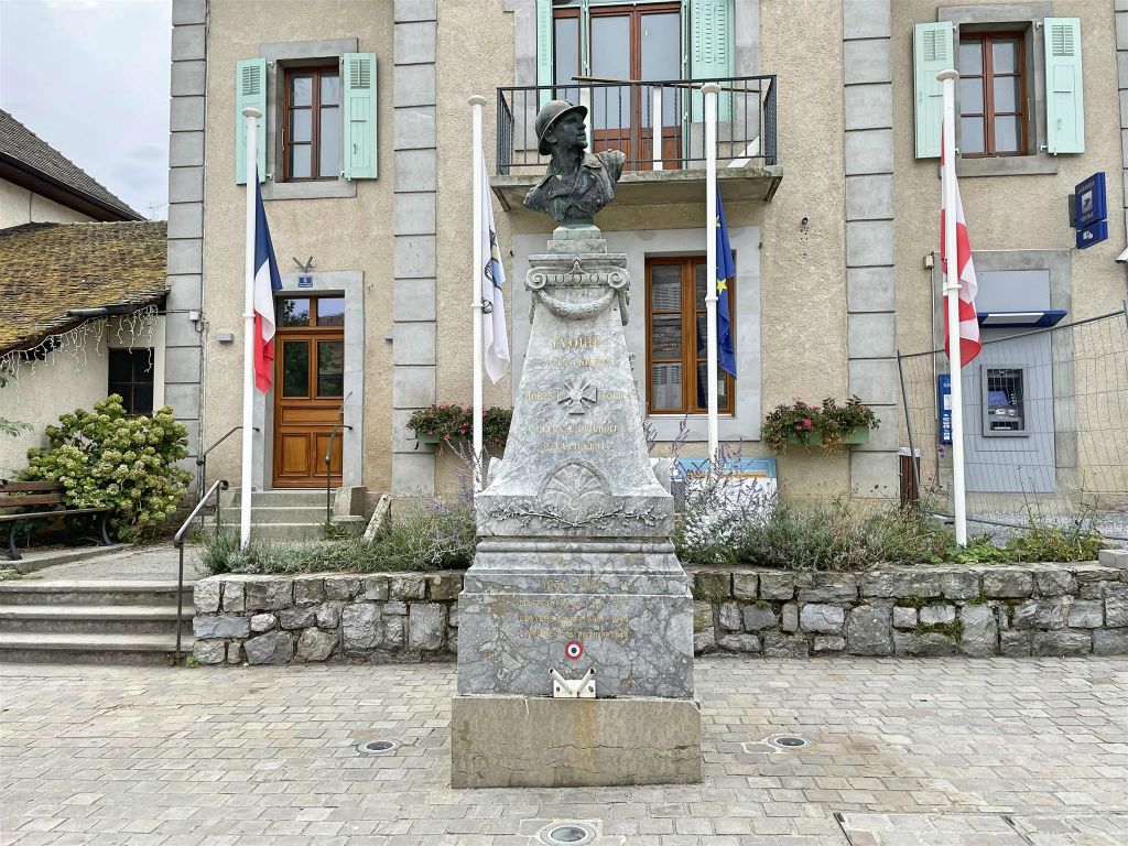 YVOIRE - een oorlogsmonument