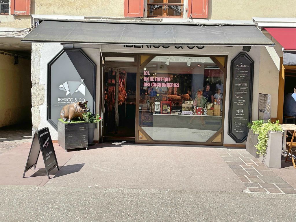 ANNECY - een slagerij