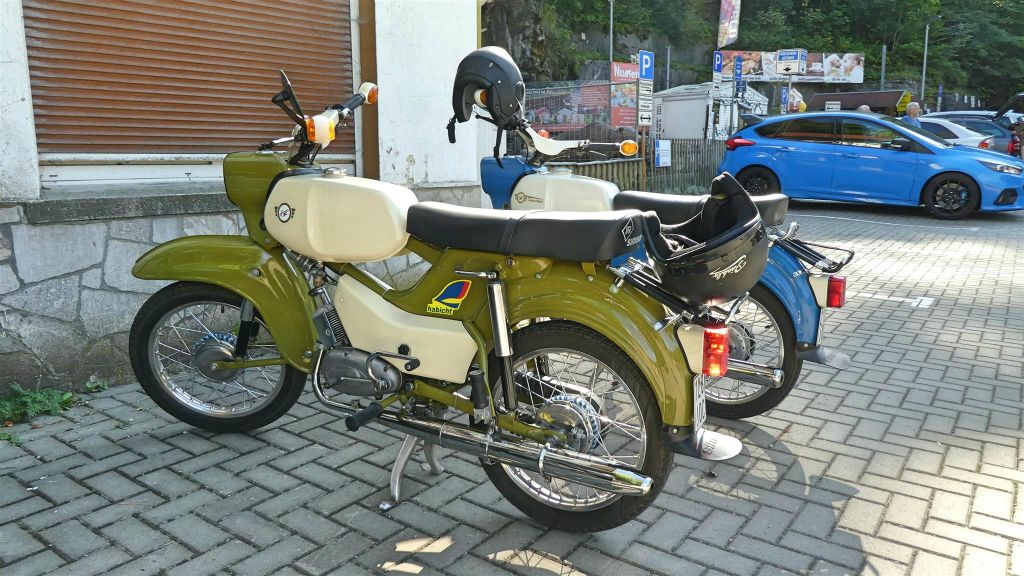 RÜBELAND - twee Simson Sperber motorfietsen