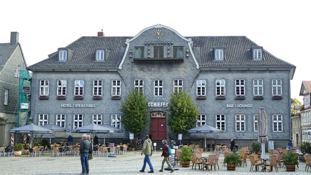 GOSLAR - het Kaiserringhaus aan het marktplein