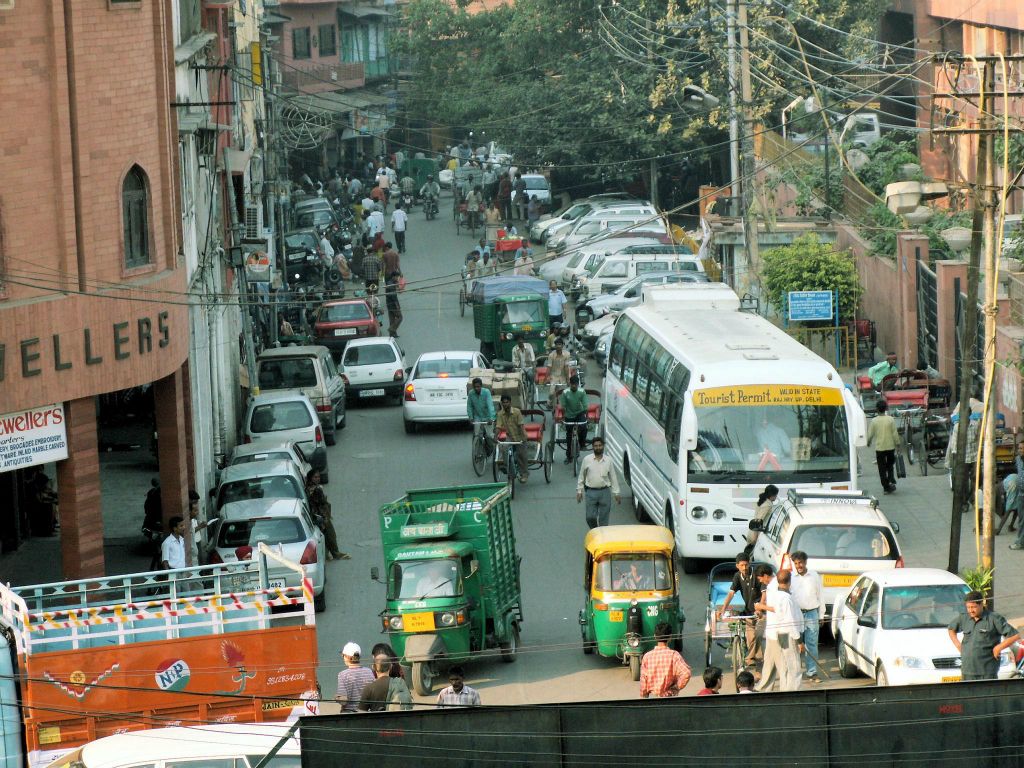 INDIA - DELHI - een straat