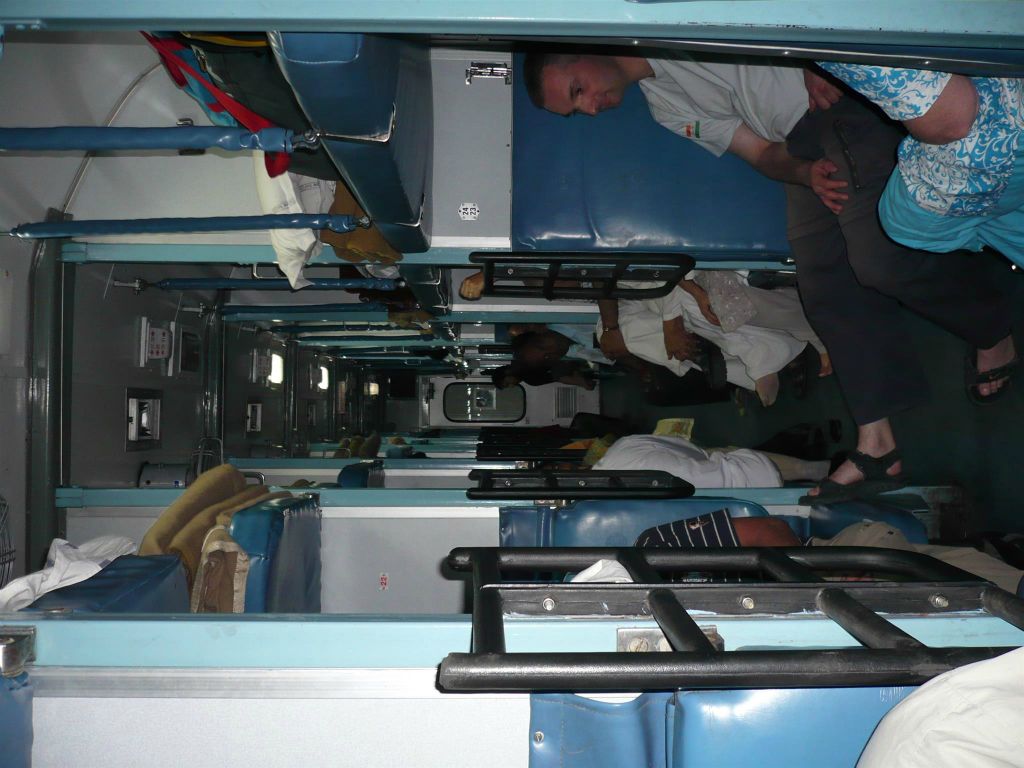 INDIA - DELHI -> JAIPUR - Carlos in de trein