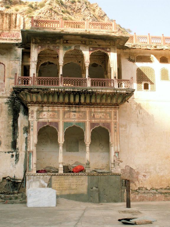 INDIA - JAIPUR - de Galwar Bagh (apentempel)
