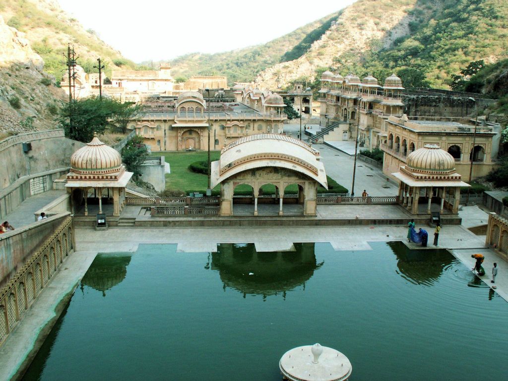 INDIA - JAIPUR - de Galwar Bagh (apentempel)