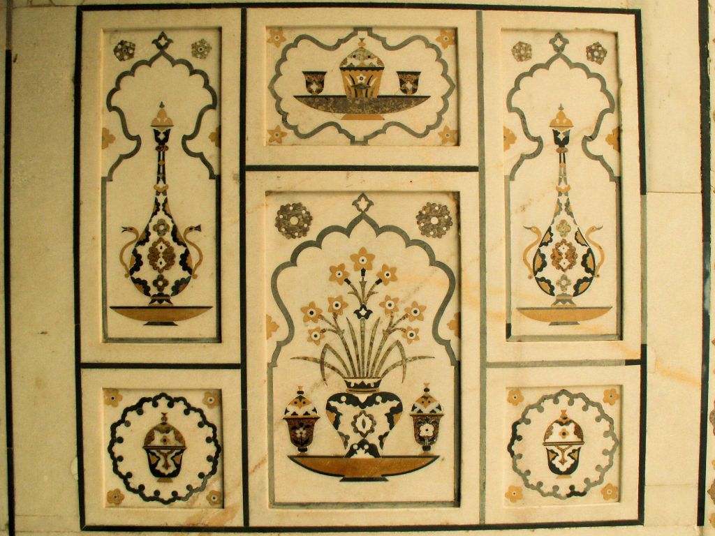 INDIA - AGRA - een muurdecoratie bij de Itimad-ud-Daulah