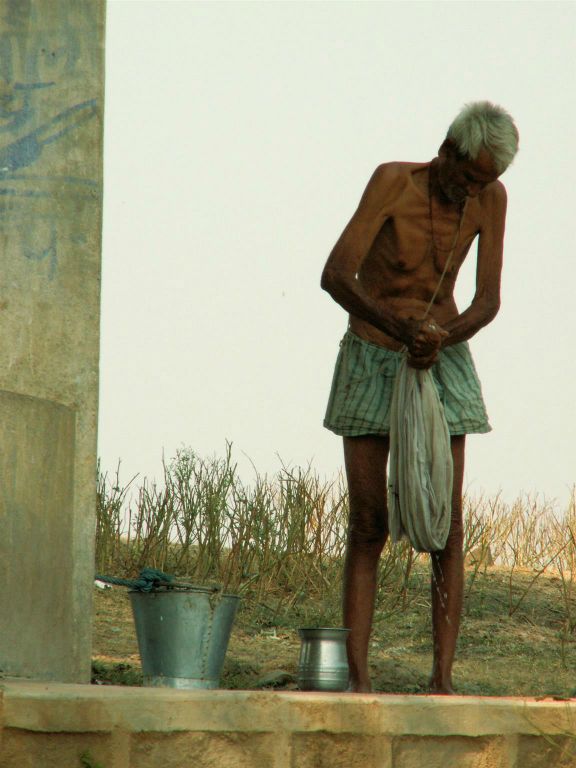 INDIA - KHAJURAHO - een oude man