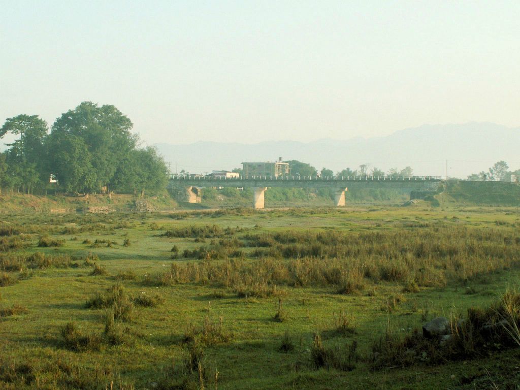 NEPAL - CHITWAN NP - het landschap onderweg naar Bis Hajaar Tal (20.000 lake)