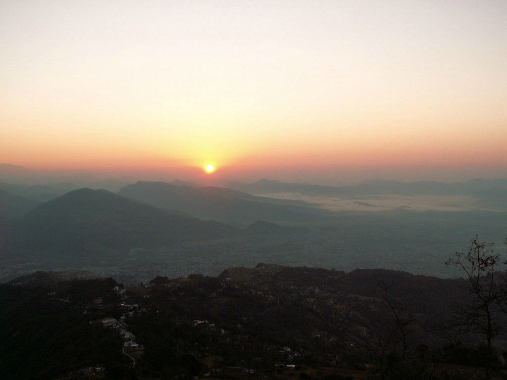 NEPAL - POKHARA - de zonsopgang bij Sarangkot