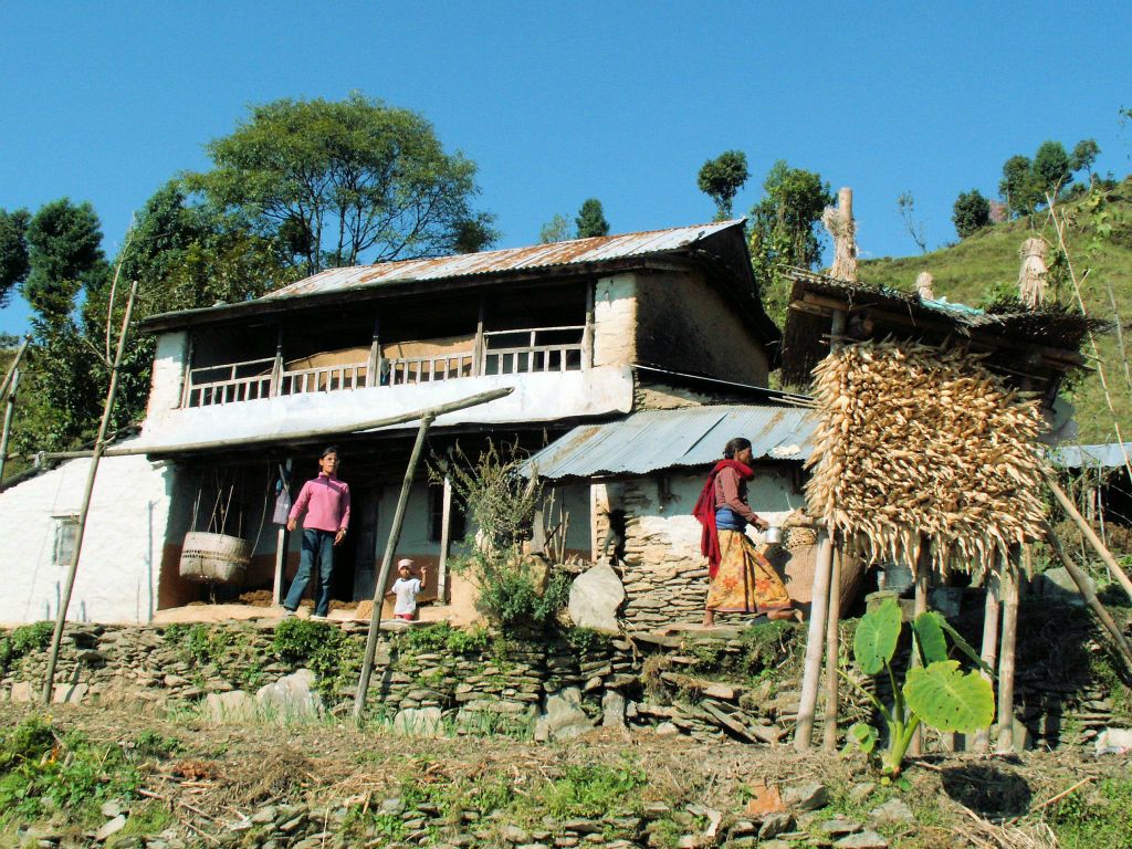 NEPAL - POKHARA - een huis