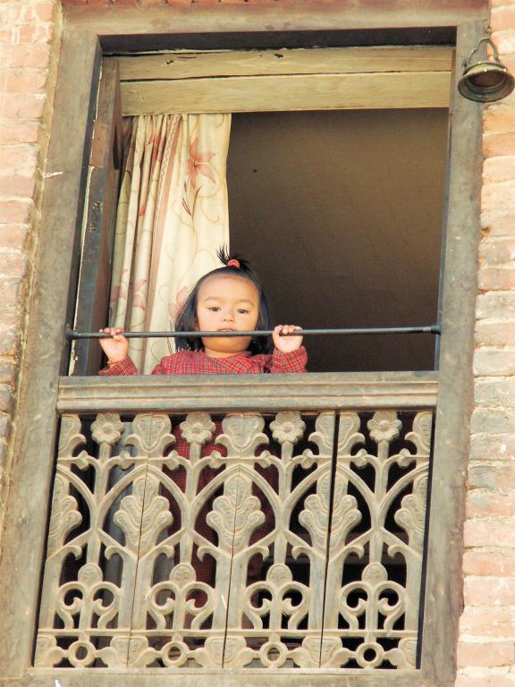 NEPAL - KATHMANDU (BHAKTAPUR) - een kind