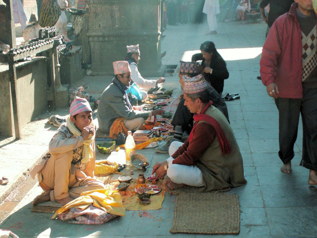NEPAL - KATHMANDU (PATAN) - enkele levenslot vertellers