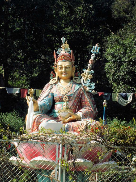 NEPAL - KATHMANDU - een boeddha beeld