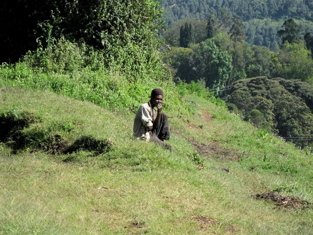 KENIA - NYAHURURU -> LAKE NAKURU NATIONAL PARK - Keniaanse jongen
