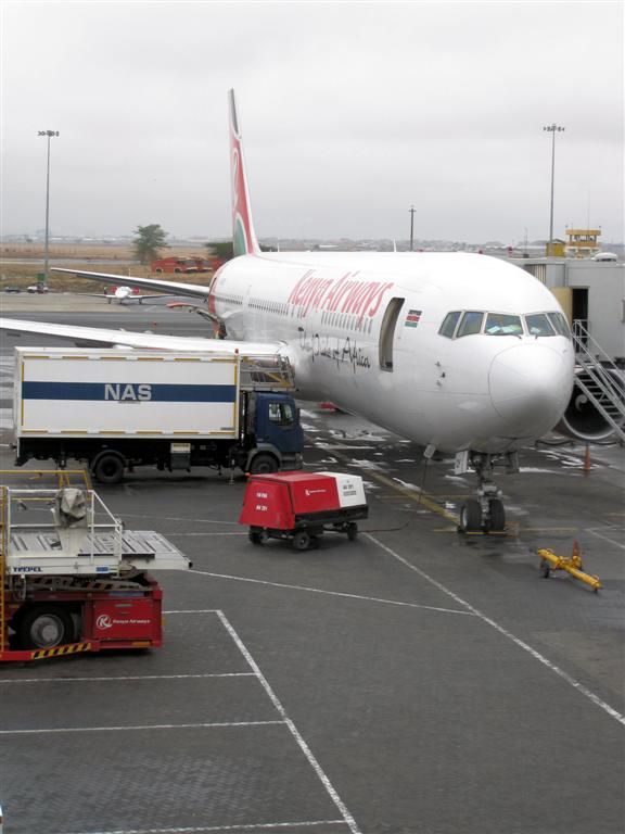KENIA - NAIROBI -> AMSTERDAM - het vliegtuig dat ons naar Schiphol brengt