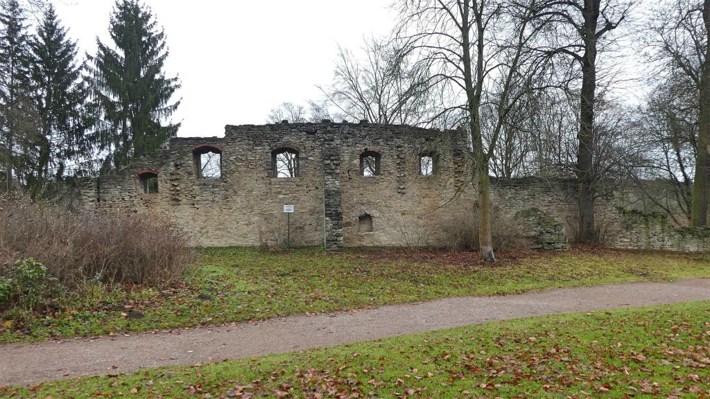 WEIMAR - een ruïne van het huis van de Tempeliers in het Ilm park