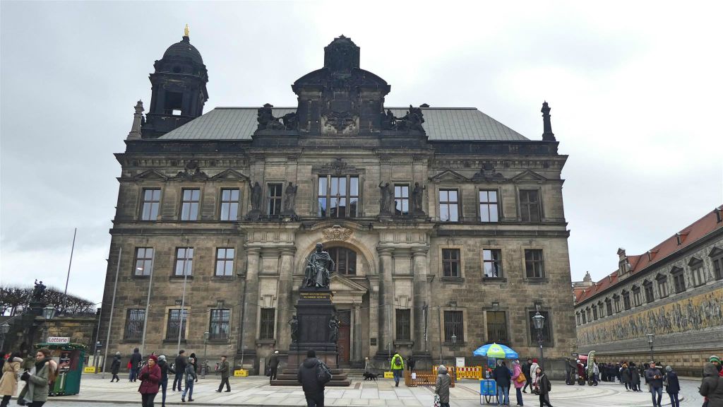 DRESDEN - het hogere regionale gerechtshof van Dresden