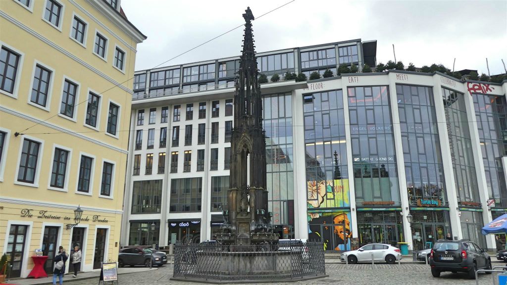 DRESDEN - de cholera- fontein