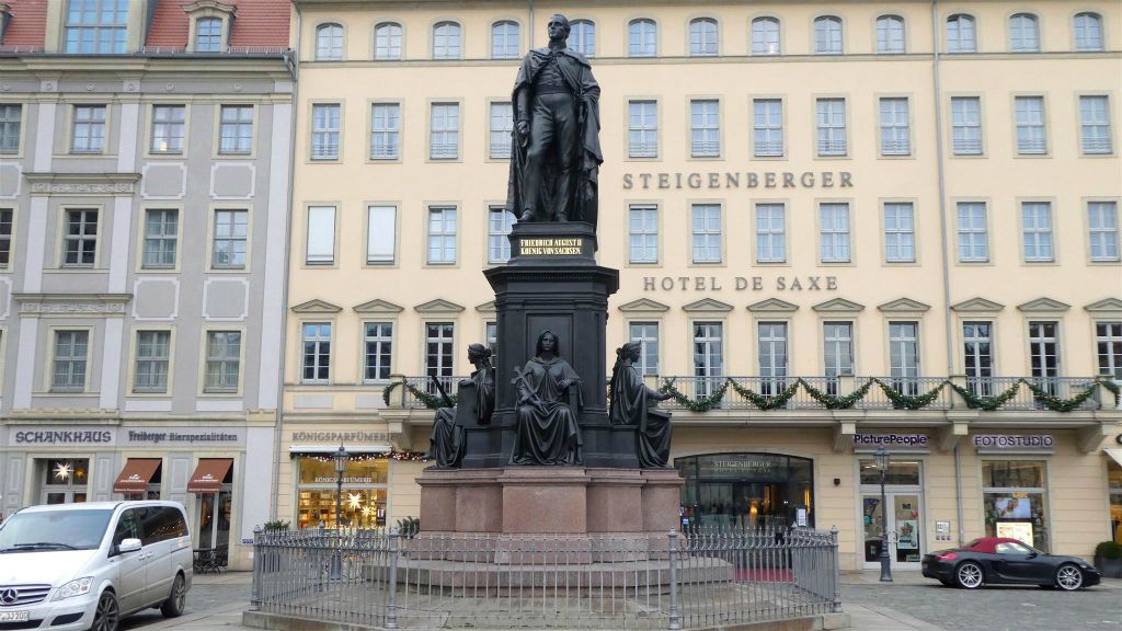 DRESDEN - het Friedrich August monument