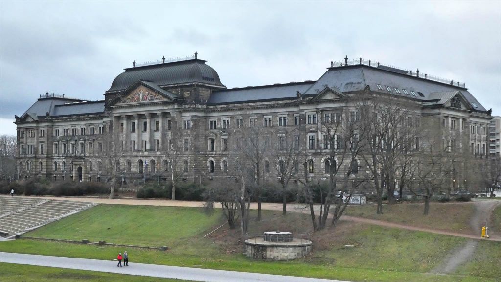 DRESDEN - het Saksische ministerie van financiën