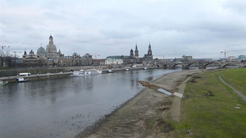 DRESDEN - de Elbe rivier