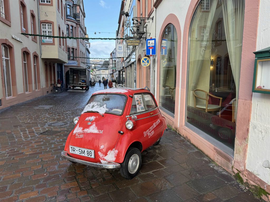 TRIER - een BMW Isetta 250