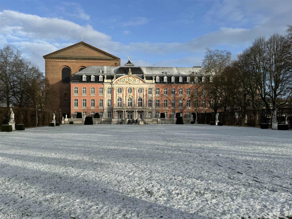 TRIER - het keurvorstelijk paleis