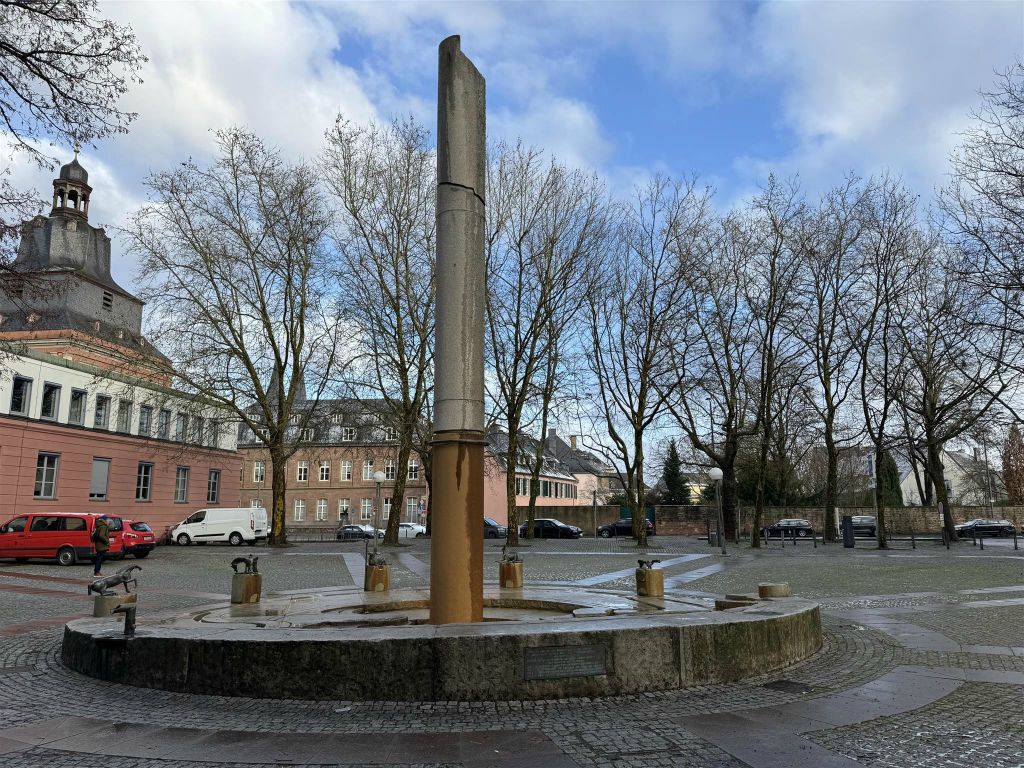 TRIER - de waterklok fontein