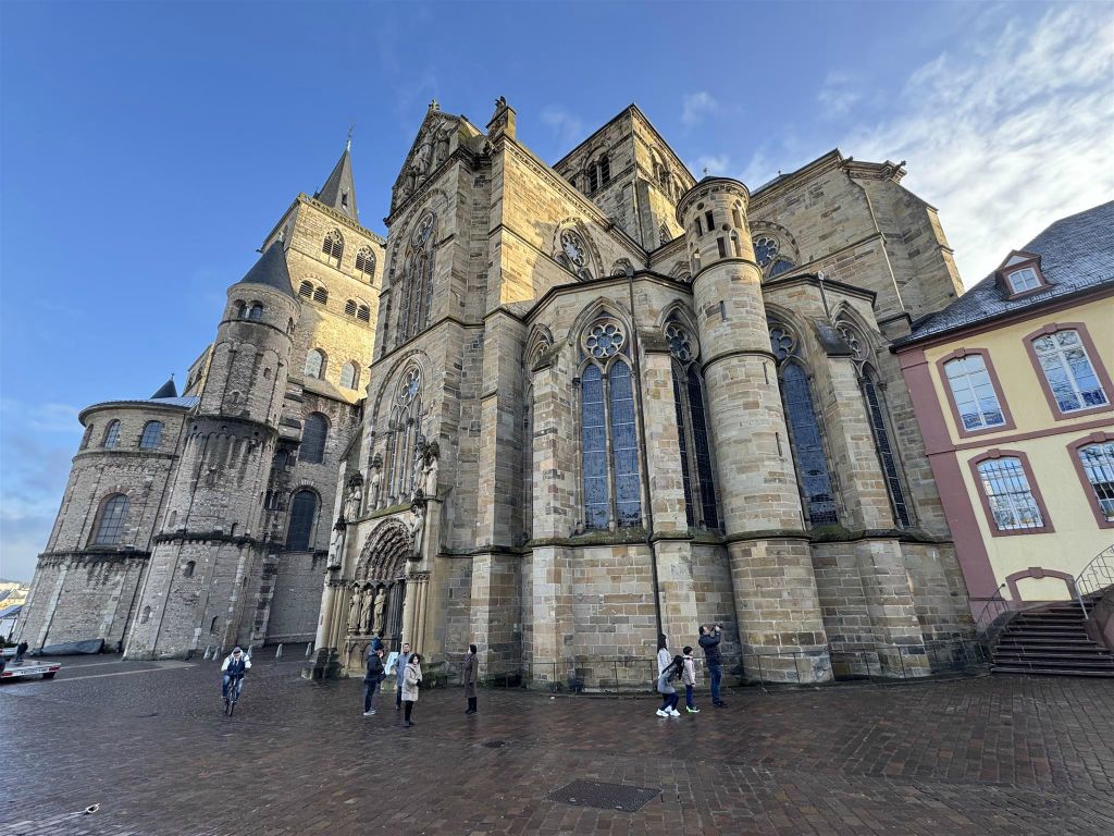 TRIER - de onze-lieve-vrouwekerk